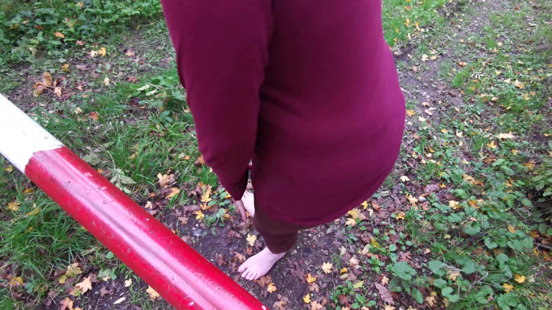 Bouncy Tits Action: Pegando las tetas y azotes de coño
