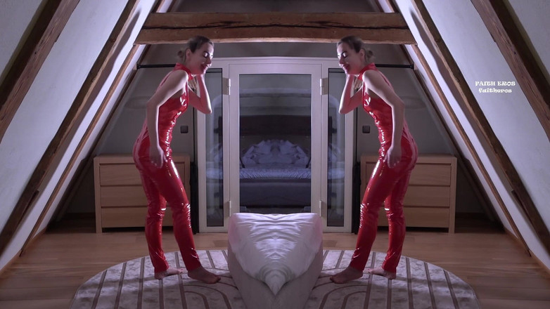 Faith Eros: 划伤的连裤