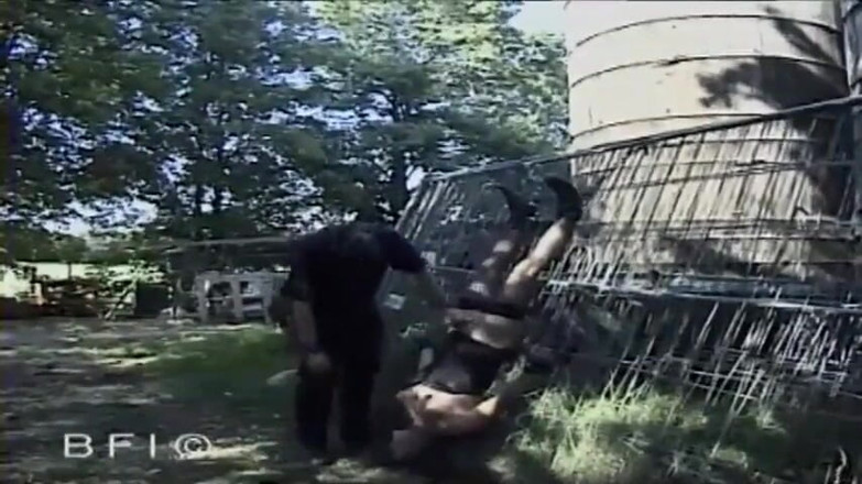 Slave Seks: Банріард Страждає