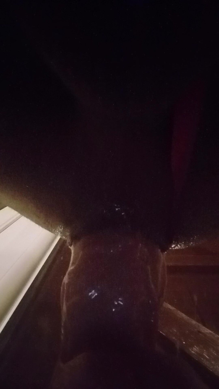 Littledragon33: Velké dildo v anální kundičce