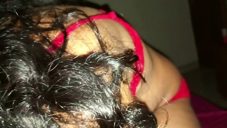 Myhotwife369: Hintli ateşli evli kadın partiden ve tam gece romantik seksten...