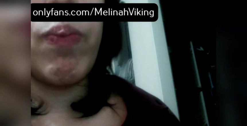 Melinah Viking: Camshow Closeup