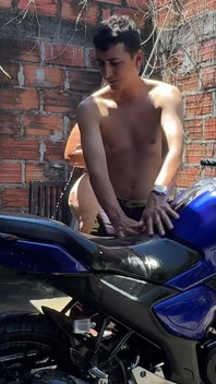 My Neighbor Helps Me Wash up and Then He Fucks Me Really Well