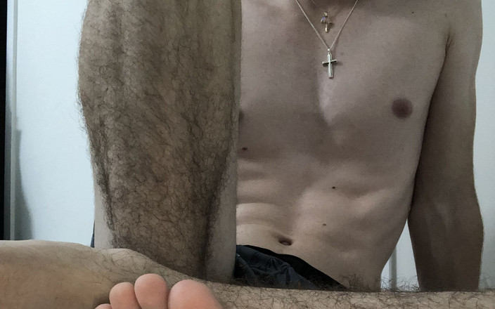 Avid Freak: 오늘 8번째 사정하는 털이 무성한 호주 남자