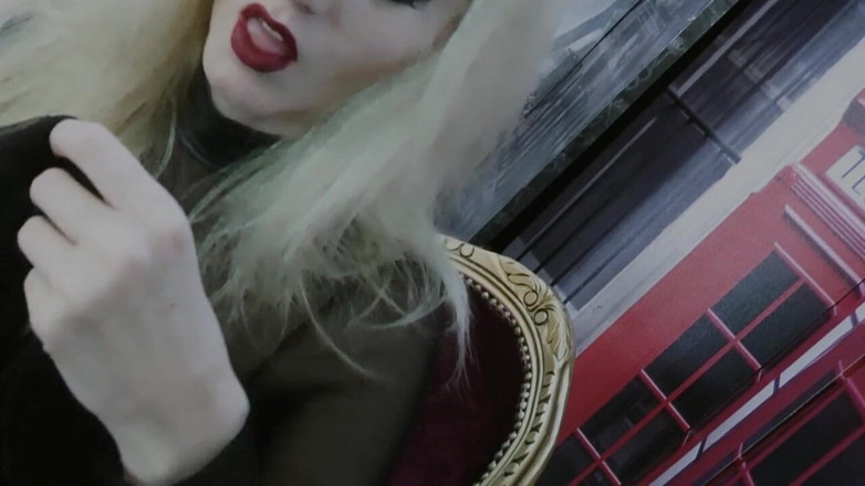 Goddess Celine: Dojenie krowy gotówkowej
