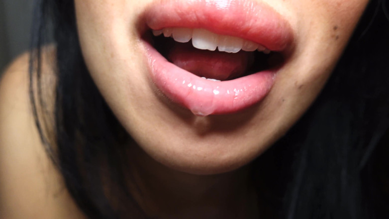 Asmr_mouth: Sensual Hot Sexy Lenslicking
