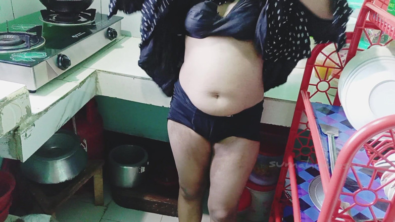 Sumahomesex: Desi Beautiful Bhabhi Sex with Her Best Friend.