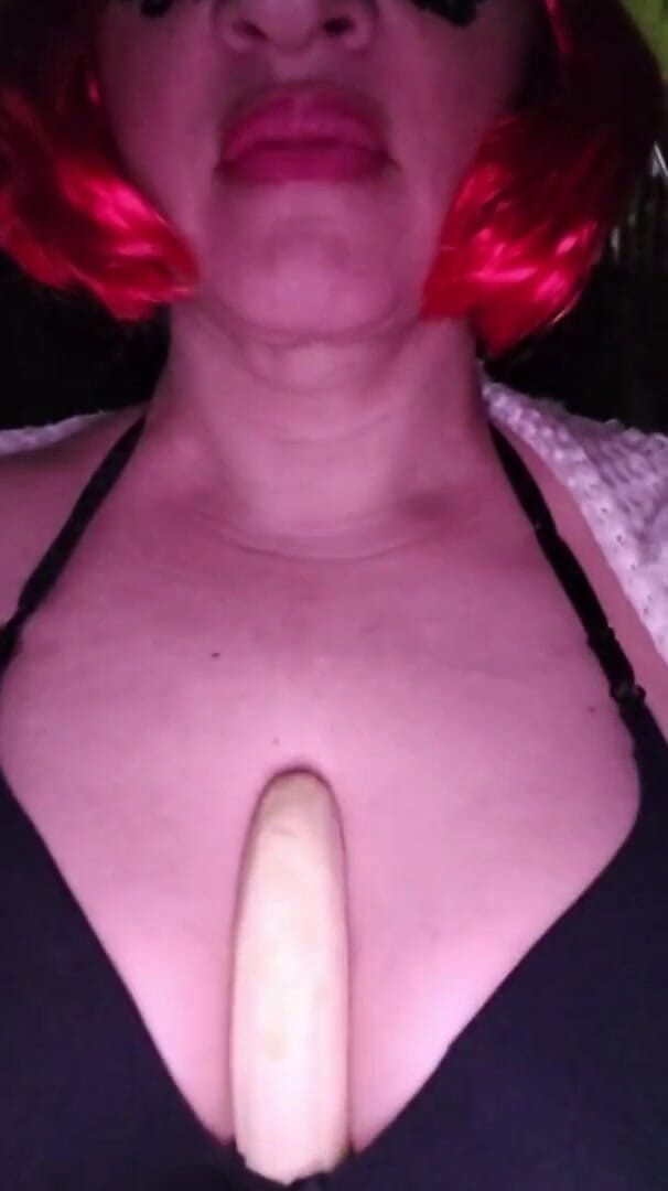 My sexy MILFS: Big Tits Bananas