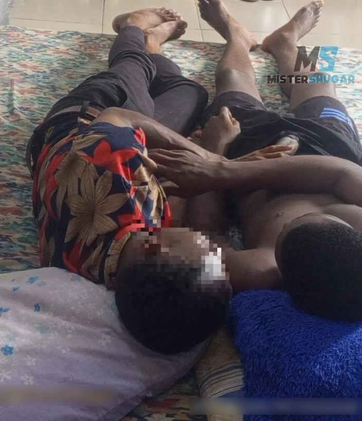 Mister Shugar: Фроттинг с моим сводным братом