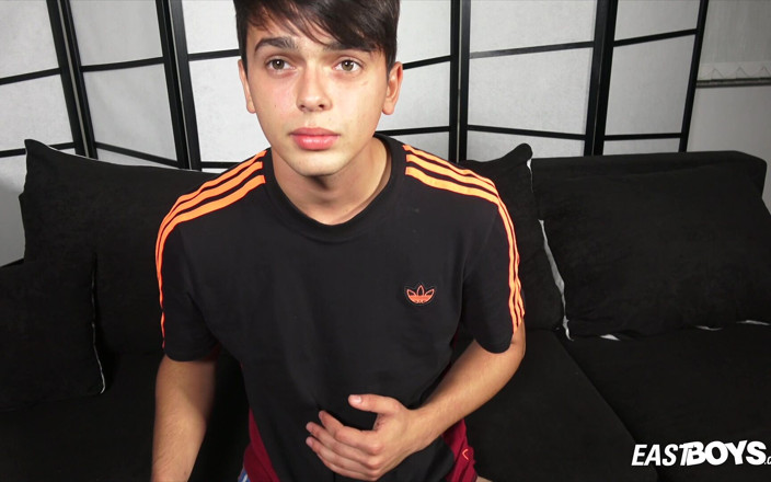 East Boys studio: Finn Harper - Casting Flex