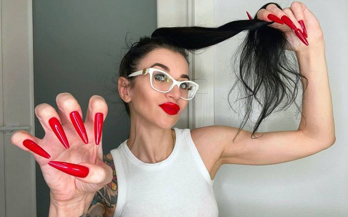 Julia domaina: Red Long Nails and Red Lips