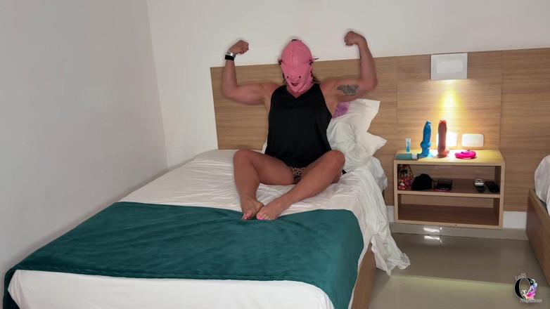 Lady O: Make Me Cum Hard