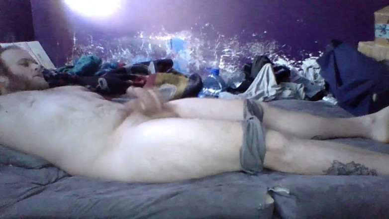 DS_707: Thick dick webcam masturbation part 1