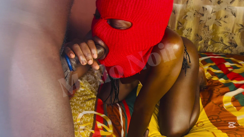 Mello Noir: Intense Romantic Moments