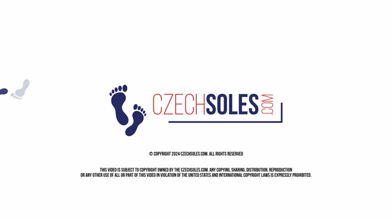 Czech Soles - foot fetish content: Which Shoes for the Beach? Bare Feet Try-on POV
