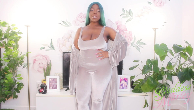 Goddess Marley: Step-mommy's Lackey