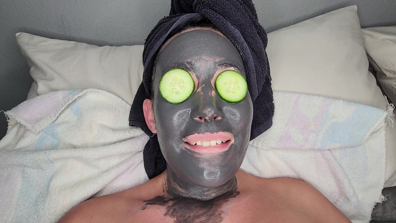 domslutfucker: Curvă dolofană care se răsfață, sado-maso în același timp