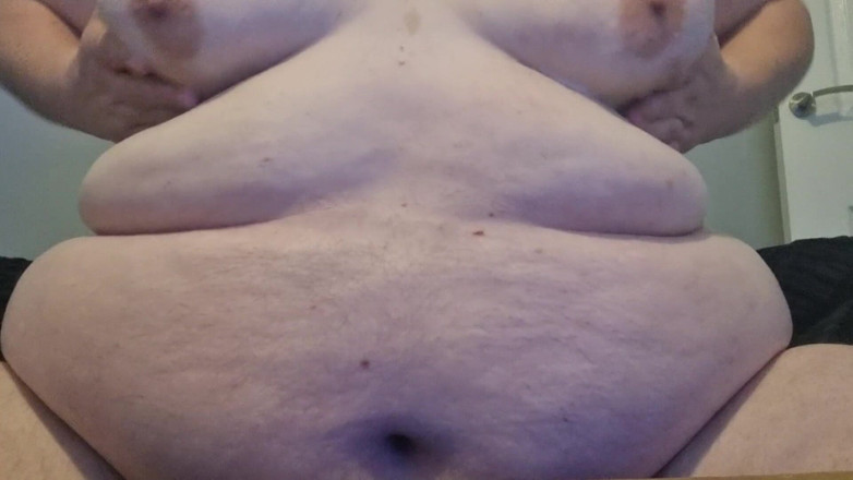 Big man: Bouncing boobs