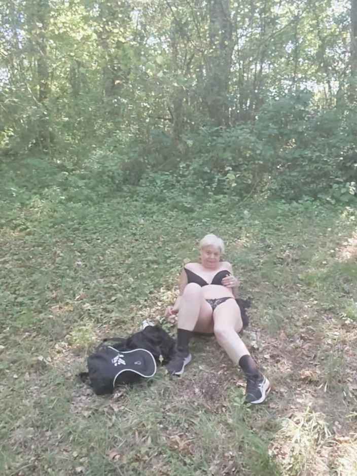 Sofy13: Looking for a Stranger in the Forest to Fuck Me