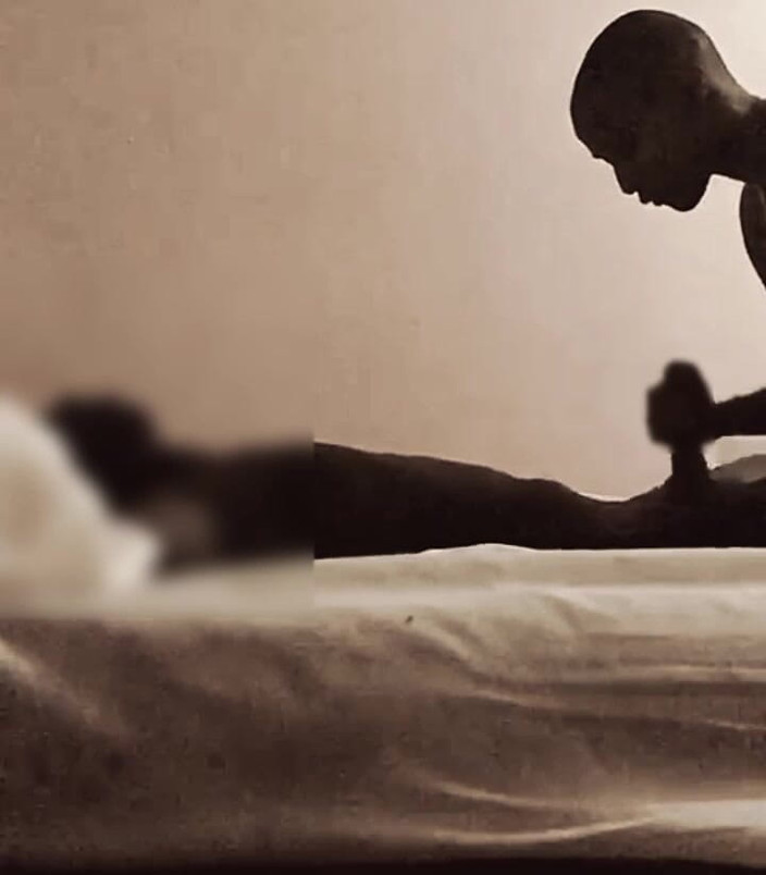 Dzaddy long strokes: Zenci orta yaşlı seksi kadın gırtlağına kadar alıyor