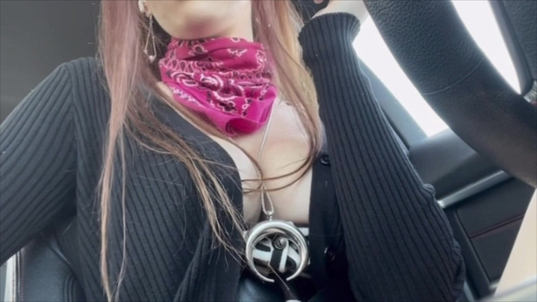 Artemisia Love: Sexy jízda v autě s Artemisií Love Řízení a kouření Ukazuje...