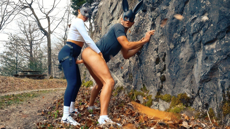 Hottest pleasure: Mia Fucked Her Toy Boy Outdoor in the Nature!
