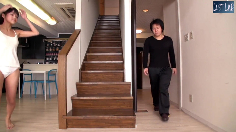 Lust lab: Yanlış oda arkadaşı mucizesi - kızlarla çevrili, sıradan hayatı bir gecede çıldırıyor - bölüm 1