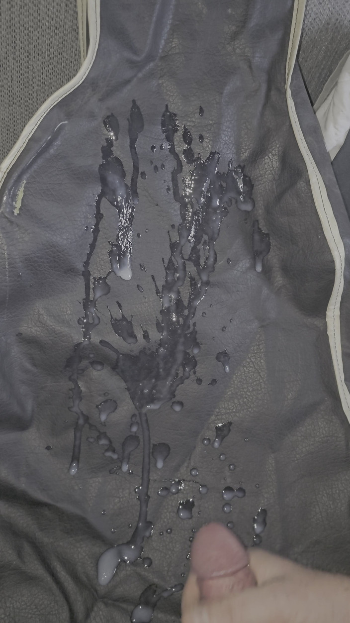 ExLovedMyCumshots: Nejlepší silný nepořádný výstřik.