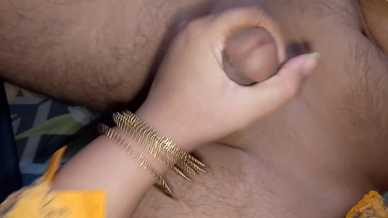 QueenbeautyQB: 하드코어 자지를 타고 쪼이는 보지에 사정하는 섹시녀