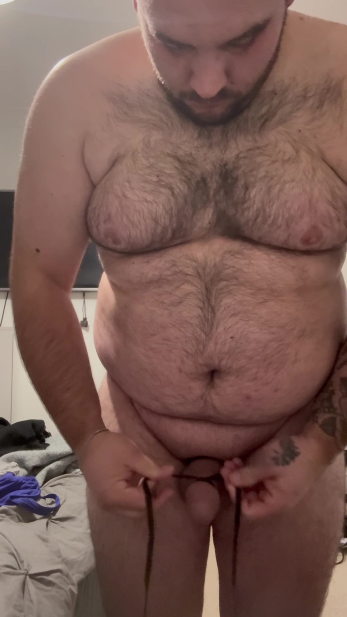 Shaun Cbt: Niewola kogutów z Under Clothes Crossdress i Out in Public...