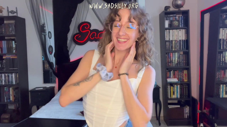 SadSilly: Поцелуй с моим свиданием в течке - Rp Date на английском