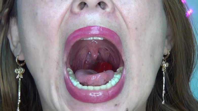 Angel eyes studio: Không thể! Tôi đang nuốt và đút sâu vào họng những con...