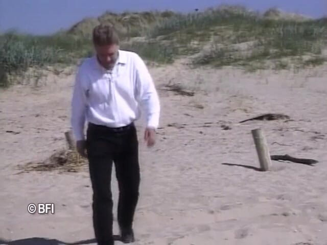 Made in Holland: Xkiss - Mc been on the beach, part 1