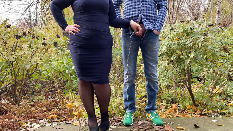 OurFetishLife: 你是认真对待我的继母吗？