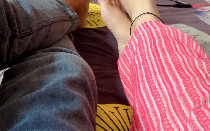 Rishi: Sesso romantico tra il fidanzato dell'hotel indiano