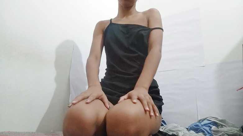 desigirl93: Piękna indyjska dziewczyna z dużymi