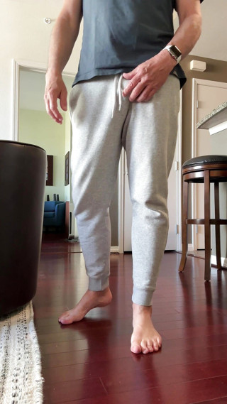 Barefoot Blake: Had the need to take him out of my pants...