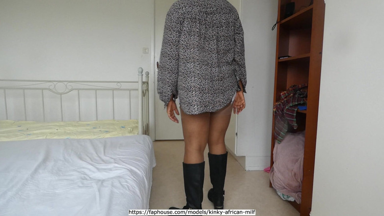 Kinky African MILF: Máquina de y lovense anal, parte 1