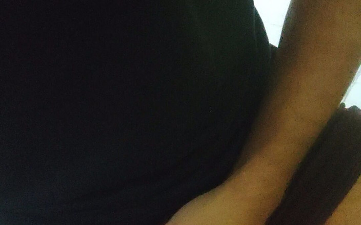 mr_rohit_69: Desi Sexy Muž Masturbuje Sólo