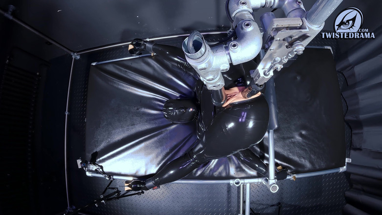 Twistedrama: 애널 자위