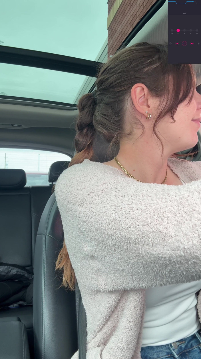 Nadia Foxx: Pancutan mani dalam Tim Hortons Drive Thru!