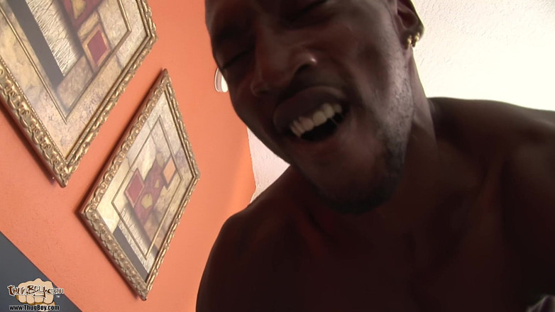 ThugBoy: Anubis + Vance Cloud - kencan di pantai