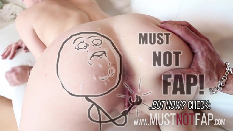 Leon Lambert Girls Twerk Parties CFNM: Round ass chick sprayed and fucked