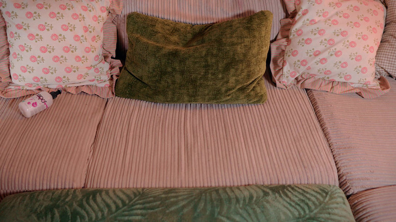 JessieHH: La salope d’à côté 4k