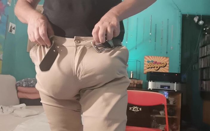 Monster meat studio: Bulging in My Brand New Pair of Stretch Chinos