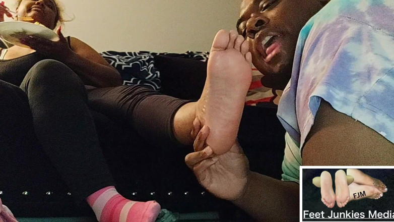 Foot Patrol: Carmel.milf.prettyfeet Afterwork Sweaty Stnky Feet Worship N Toe Sucking