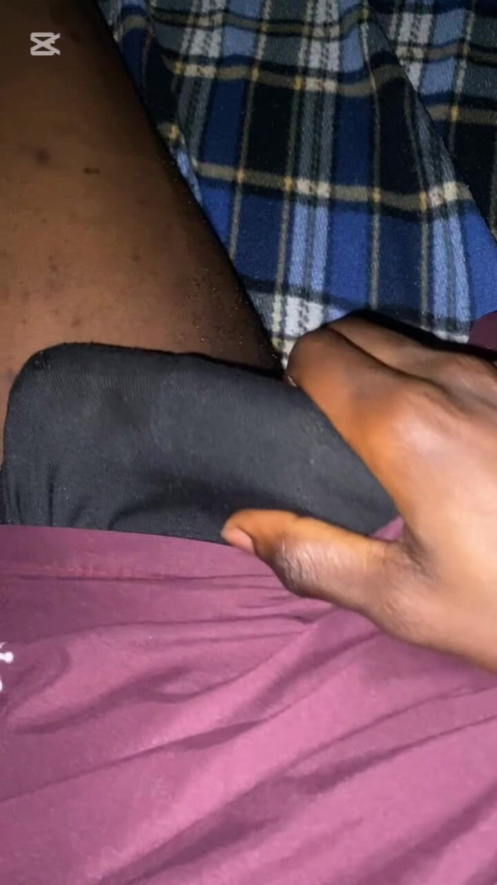 Slimniqqa: Stroking BBC After Hitting the Gym