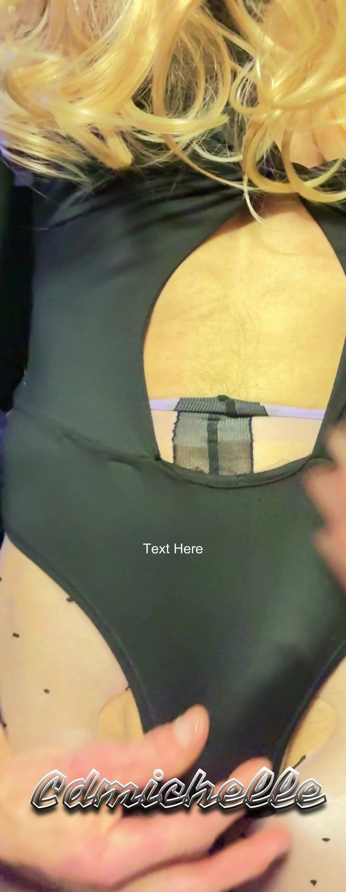 Feeling sexy today crosdressing: Crossdresser Cdmichelle v černé kombinéze v punčochách