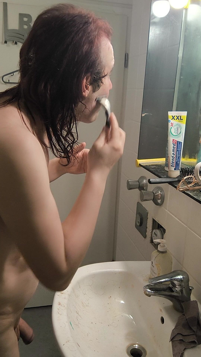 JanineLang: Sprchujte, oholte, sušte a braňte hormony