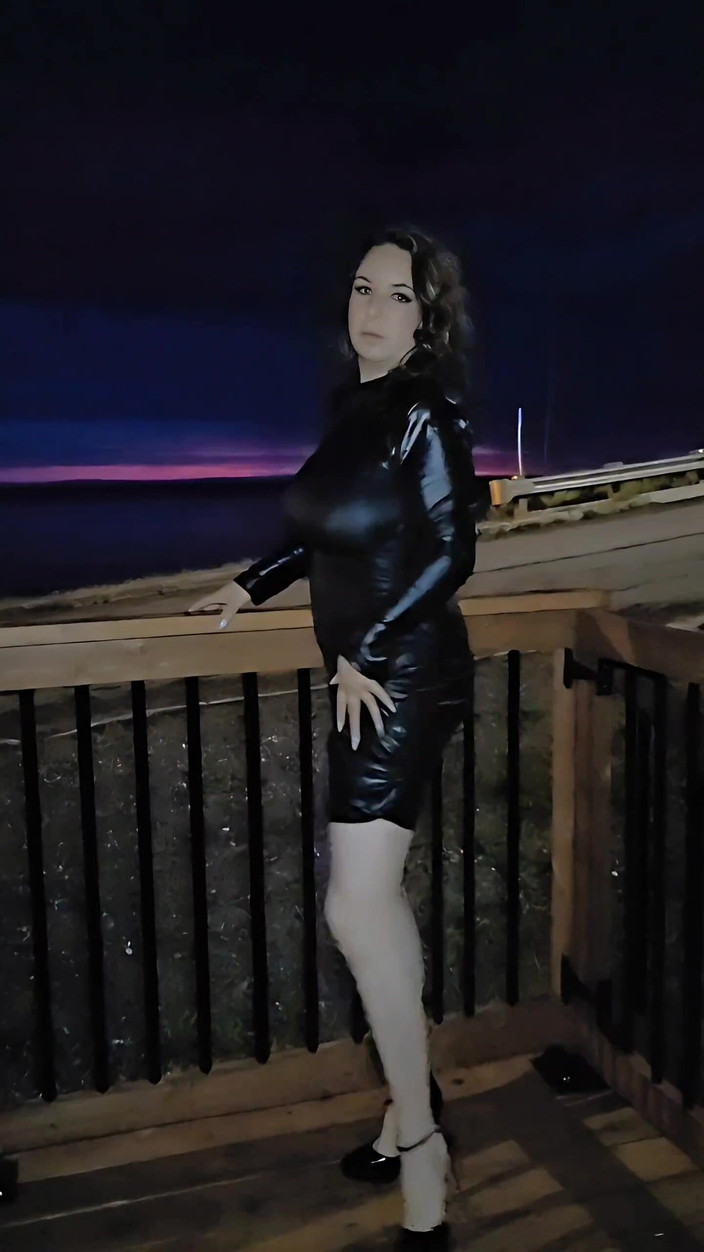 Fannie DDD: 어둠 이후에 태양이 있을 것입니다.